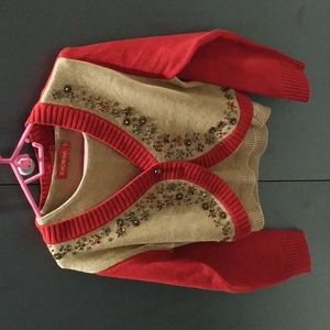 Beige and red top 2 pieces
